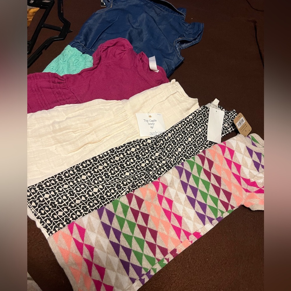 Colorful Patterned Skirts Collection
Size 2/3 NEW!